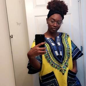 Meet your Posher, Sydni